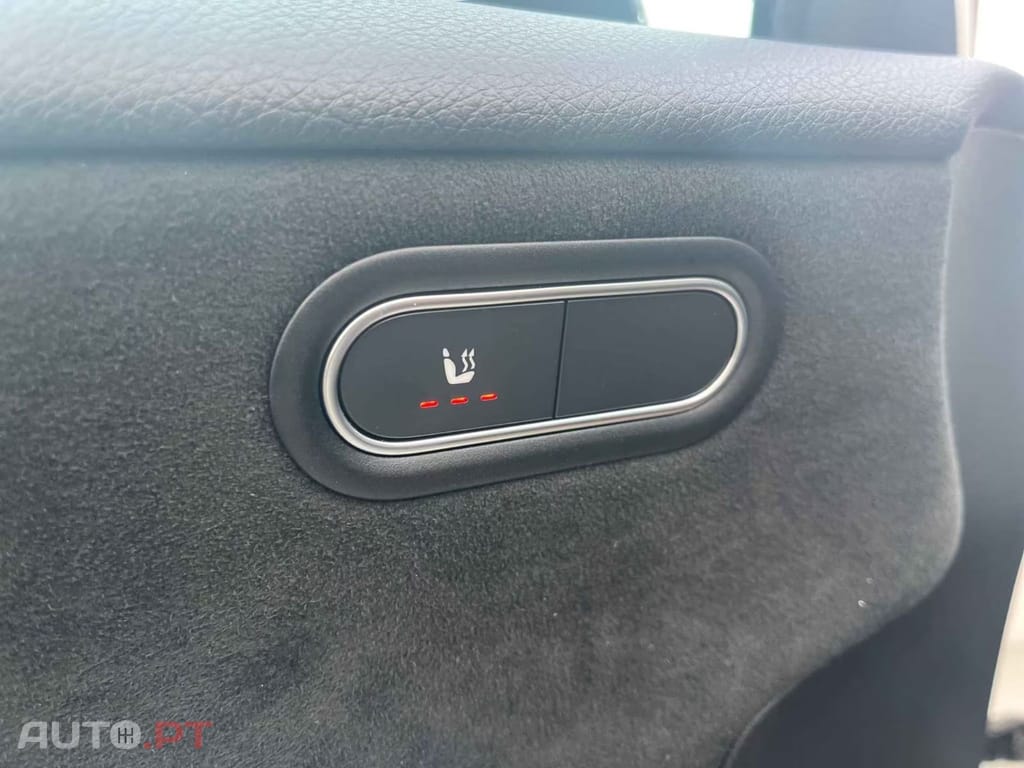 Mercedes-Benz A 250 e AMG