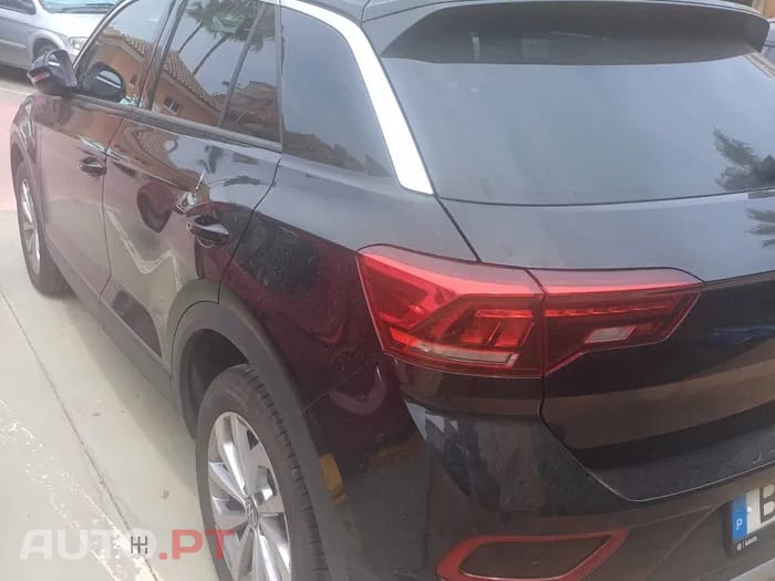 Volkswagen T-Roc 1.0