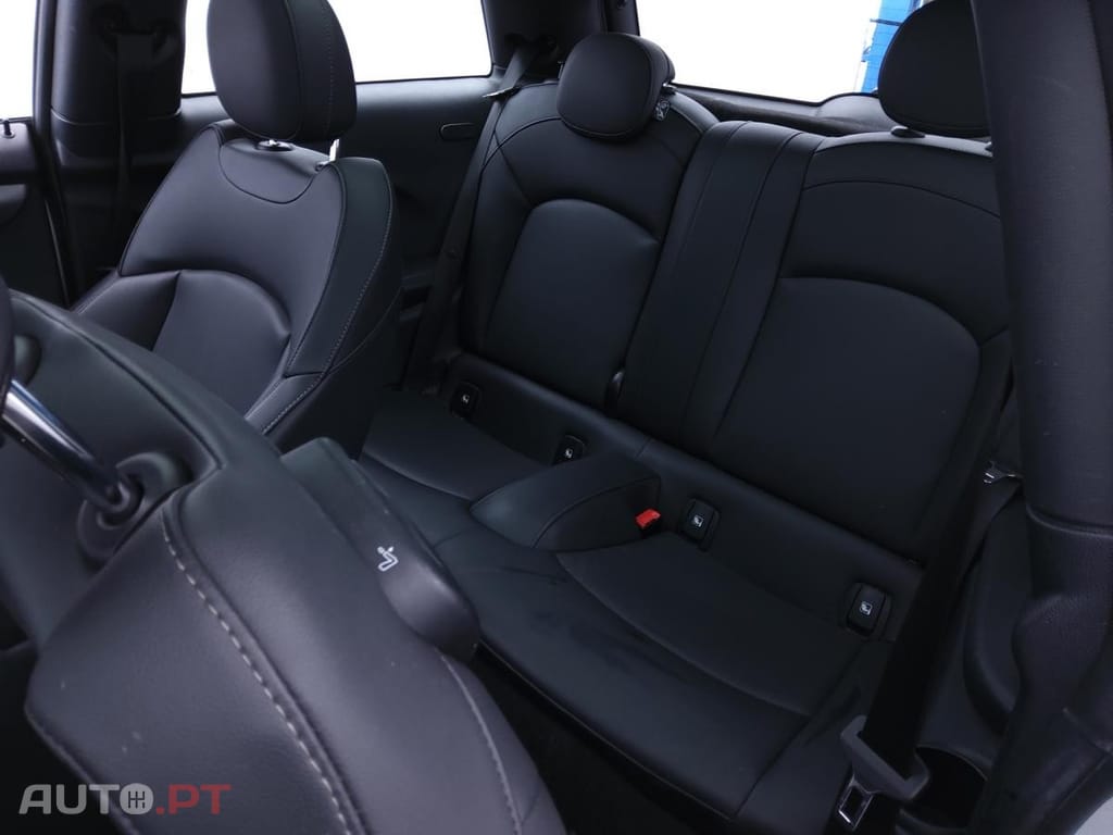 MINI Electric Cooper SE