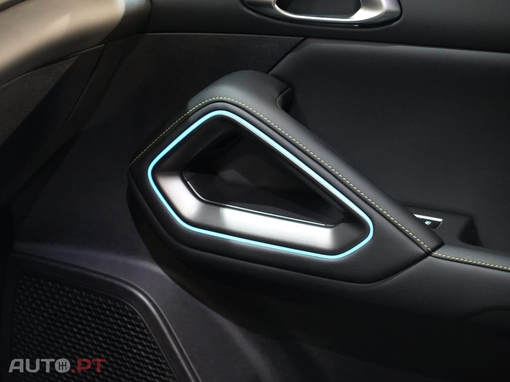 BYD Atto 2 1.5 DM-i Boost
