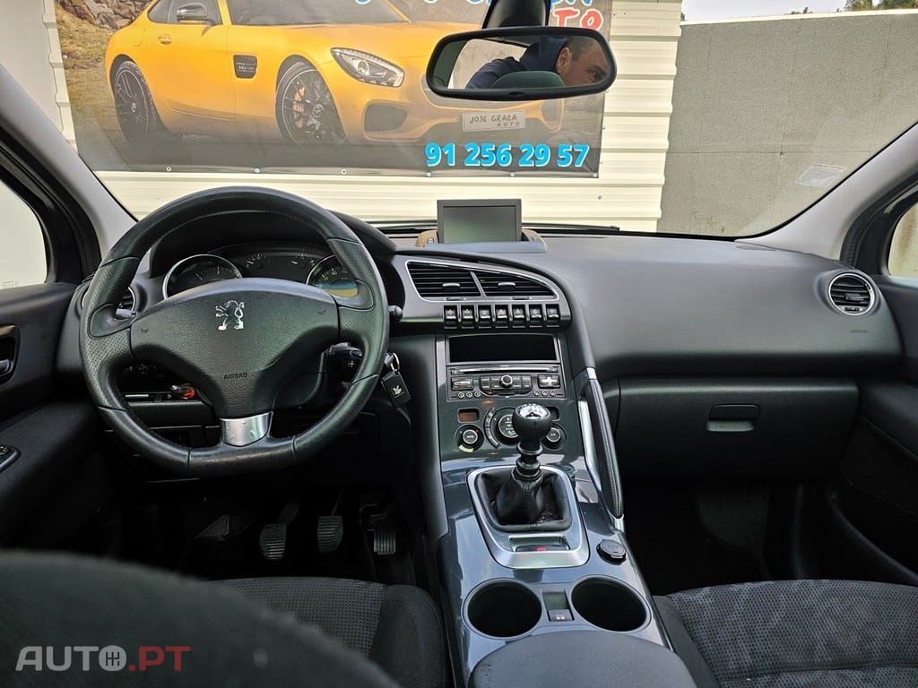 Peugeot 3008 1.6 HDi Executive