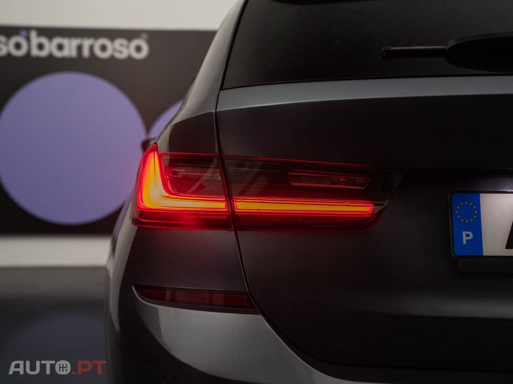 BMW 330 e Pack M Auto