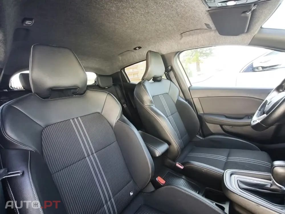 Renault Clio 1.6 E-Tech Full Hybrid RS Line