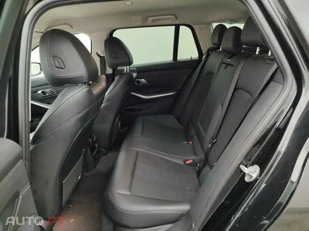 BMW 318 d Touring Auto