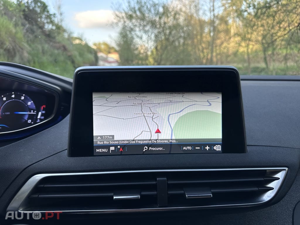 Peugeot 3008 1.2 PureTech Allure EAT8