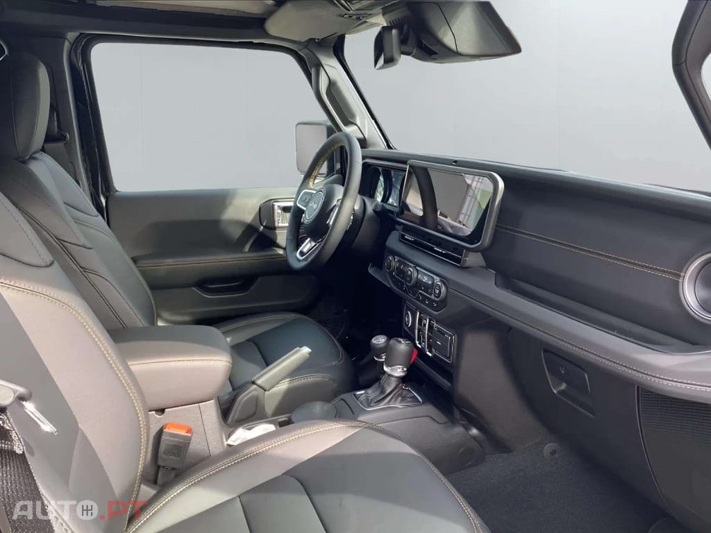 Jeep Wrangler 2.0 TG 380 Sahara 4xe 5P AT6 I.V.A DEDUTÍVEL  