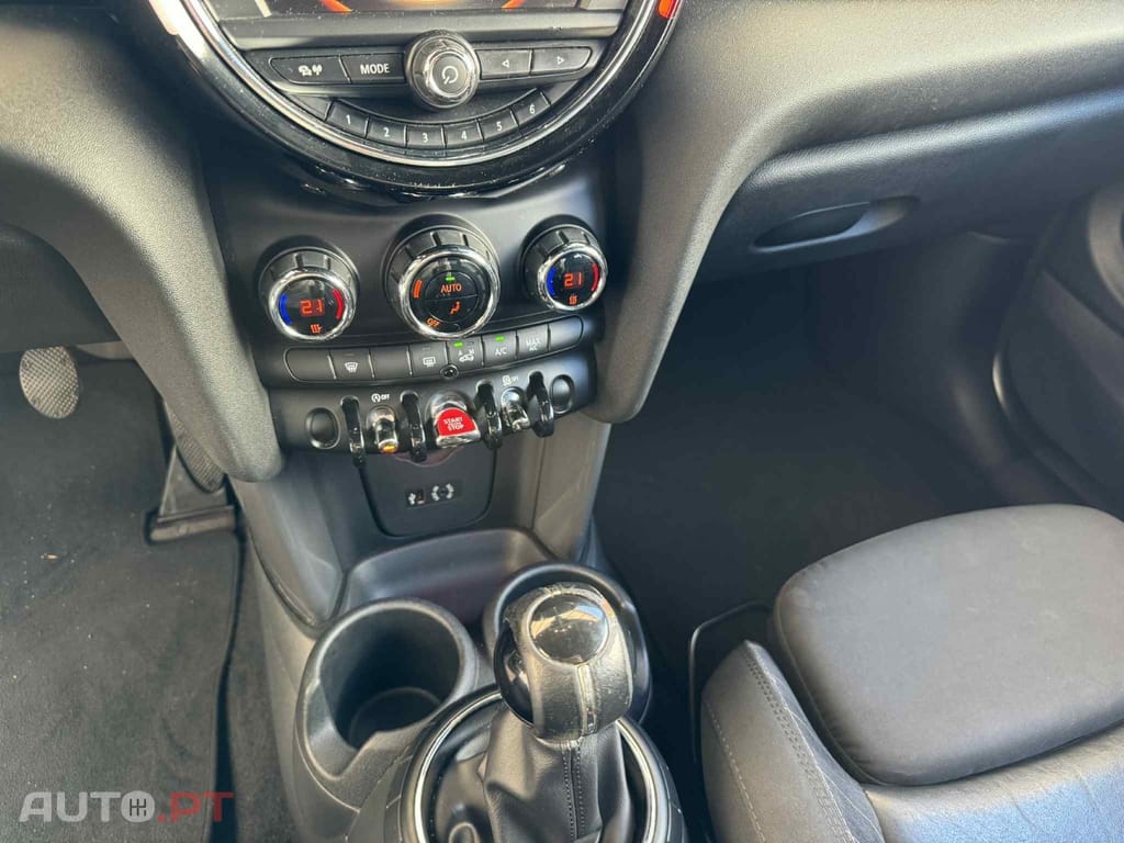 MINI Cooper Cooper D