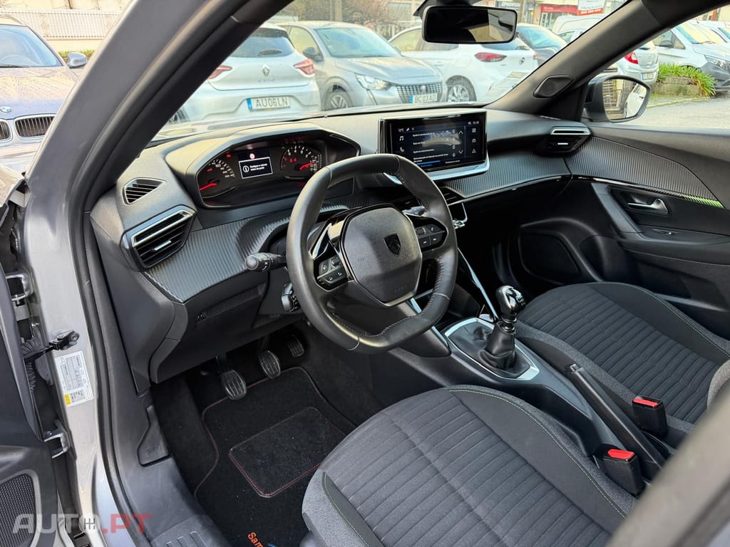 Peugeot 2008 1.2 PureTech Style