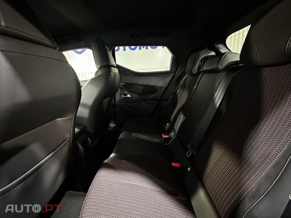 DS DS3 Crossback E-TENSE PERFORMANCE LINE +