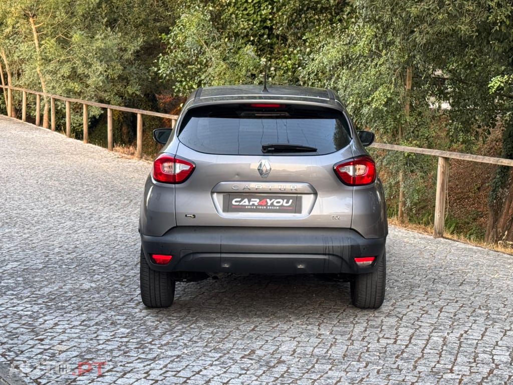 Renault Captur 1.2 TCe Exclusive EDC
