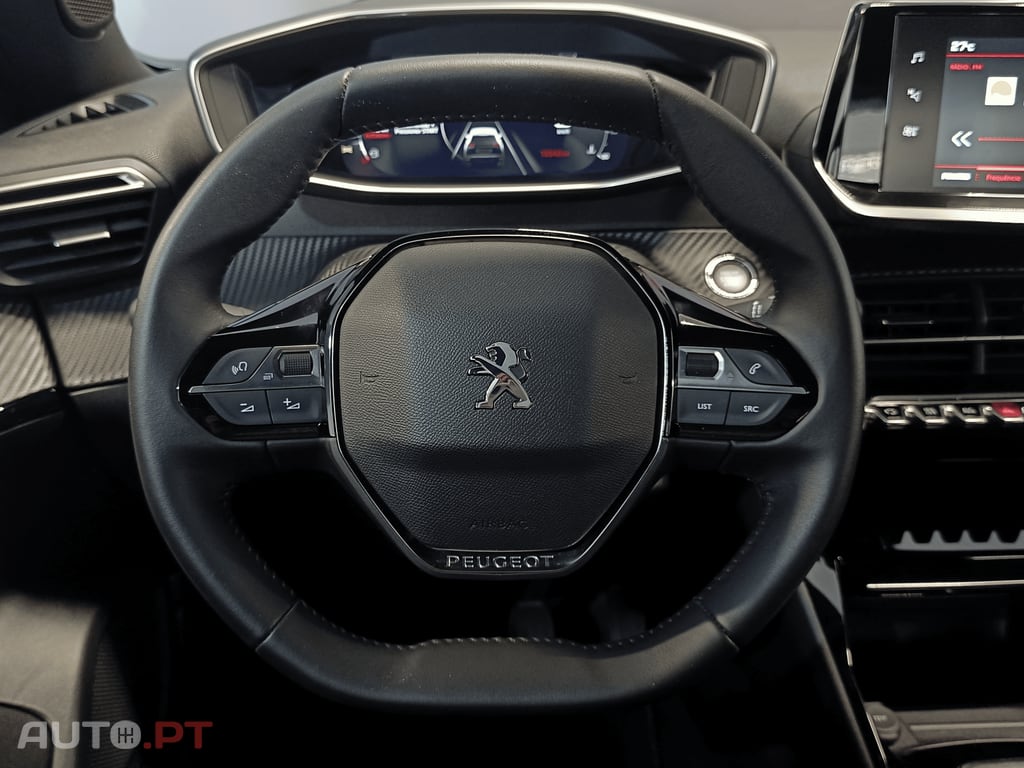 Peugeot 2008 1.2 PureTech Allure