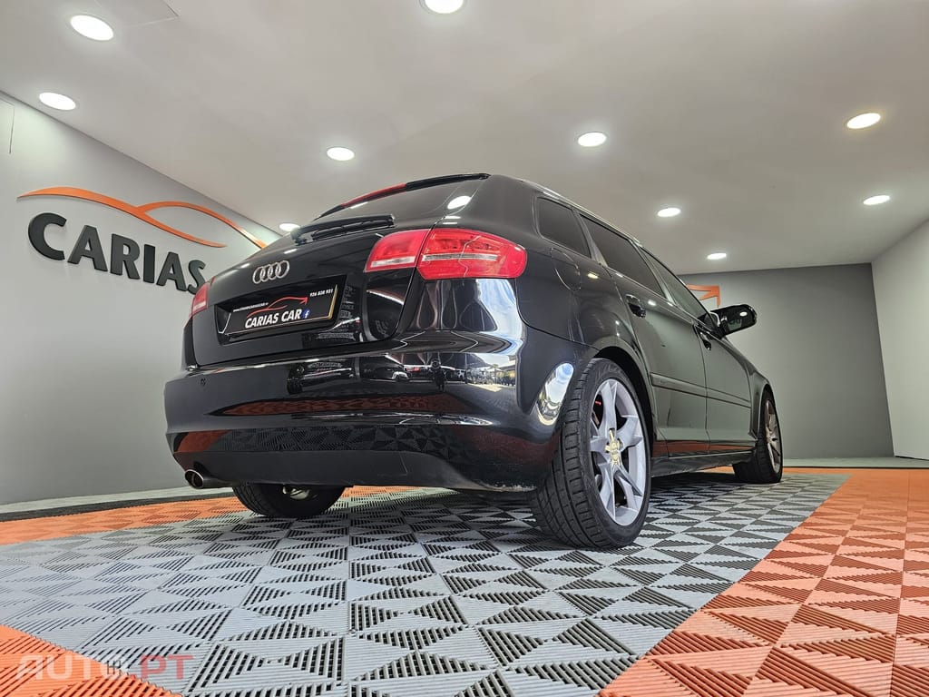 Audi A3 Sportback 1.6 TDi S-line