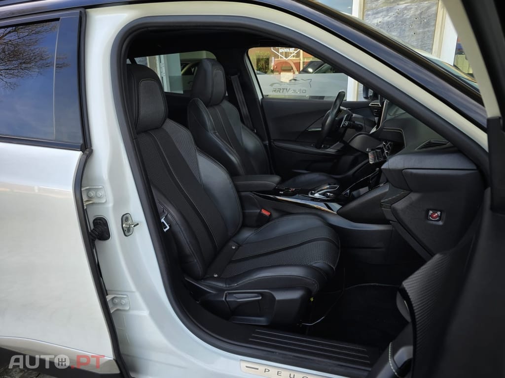 Peugeot 2008 1.2 PureTech GT Line EAT8