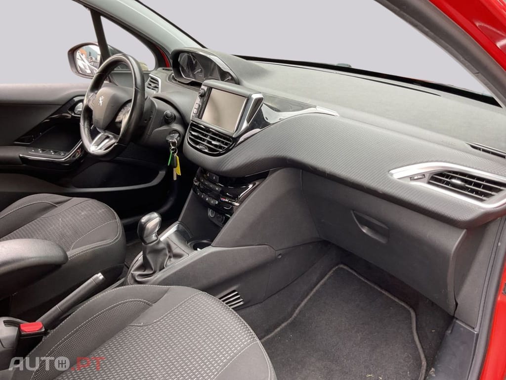 Peugeot 208 1.2 VTi Allure