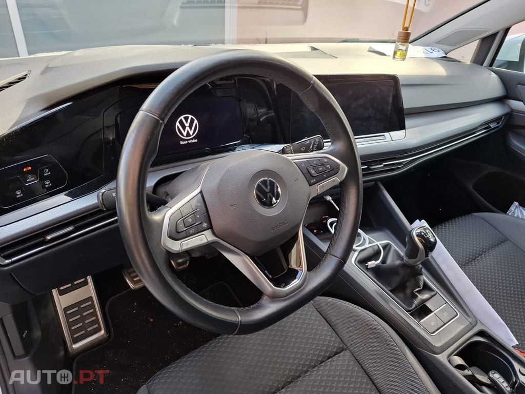 Volkswagen Golf 1.0 TSI OPF Active