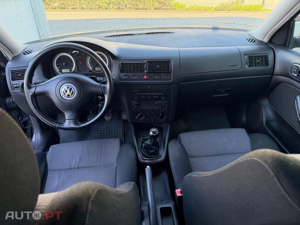 Volkswagen Golf 1.4 FSi Confortline