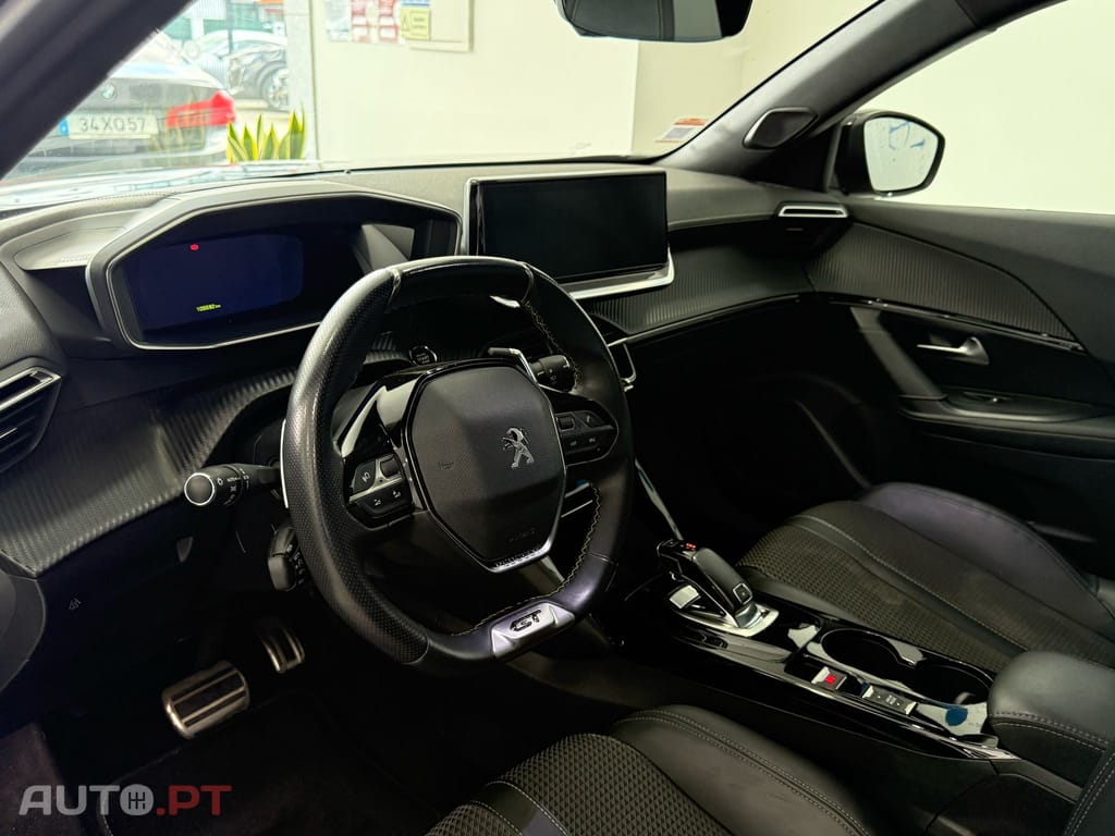Peugeot 2008 1.5 BlueHDi GT Line EAT8