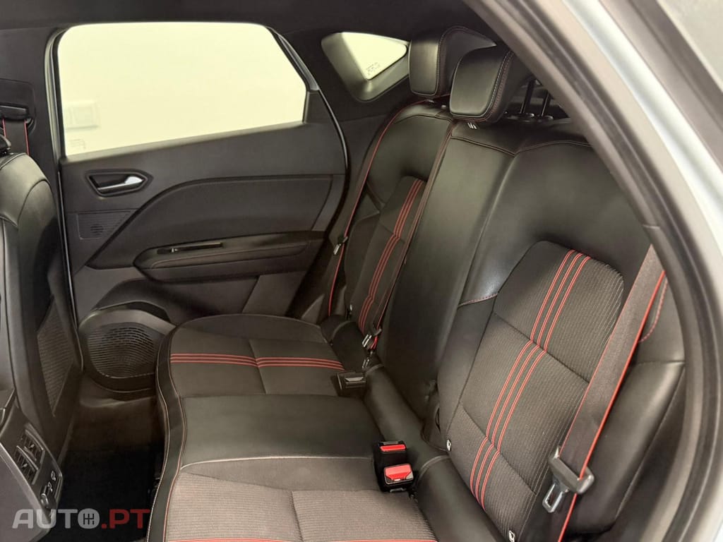 Renault Captur 1.0 TCe RS Line