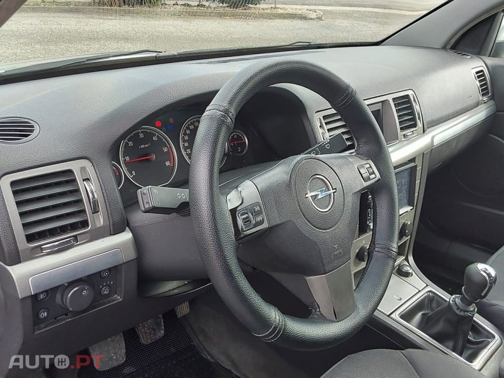 Opel Vectra Caravan 1.9 CDTi Comfort