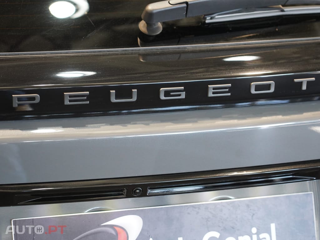 Peugeot E-2008 54 kWh GT