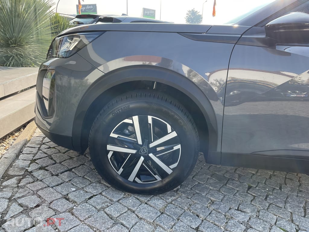 Peugeot 2008 1.2 PureTech Active Pack