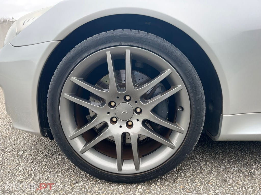 Mercedes-Benz SLK 200 Outro
