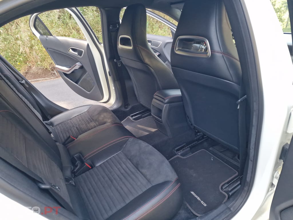 Mercedes-Benz A 180 d AMG Line