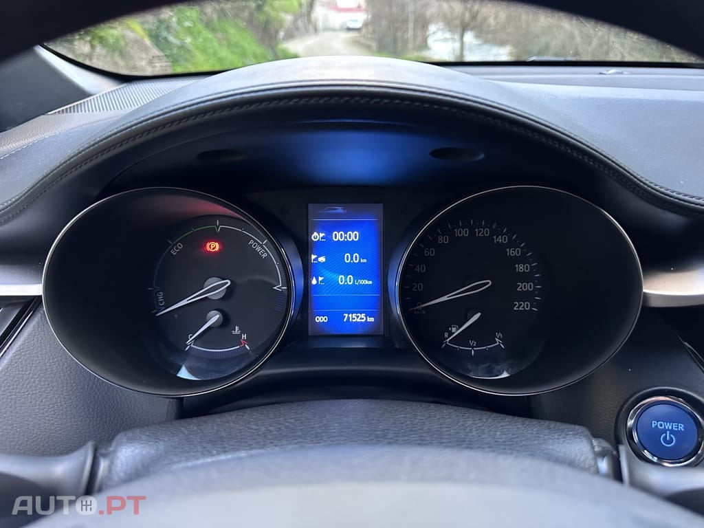 Toyota C-HR 1.8 Hybrid Lounge