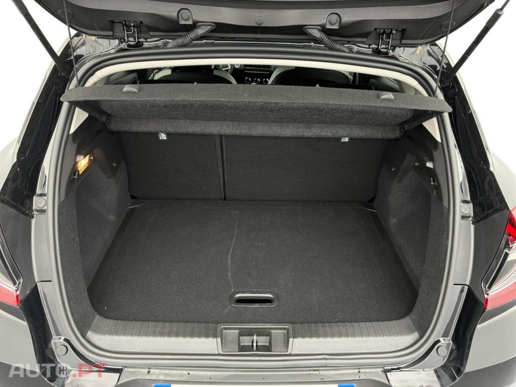 Renault Captur 1.3 Hybrid Techno
