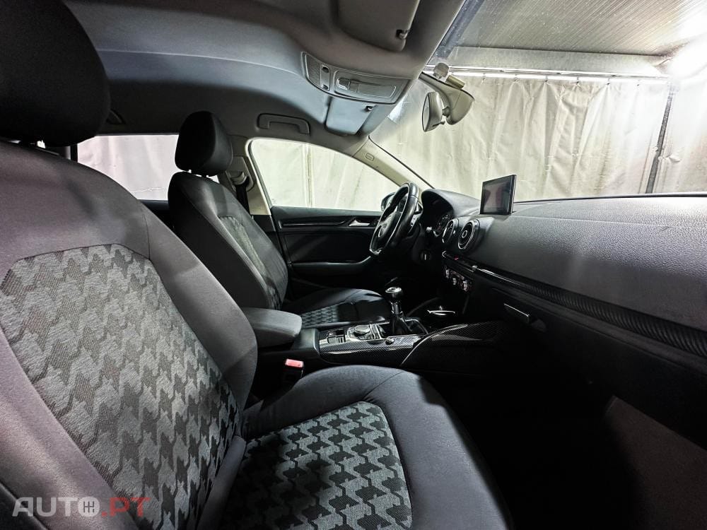 Audi A3 Sportback 1.6 TDI S-line