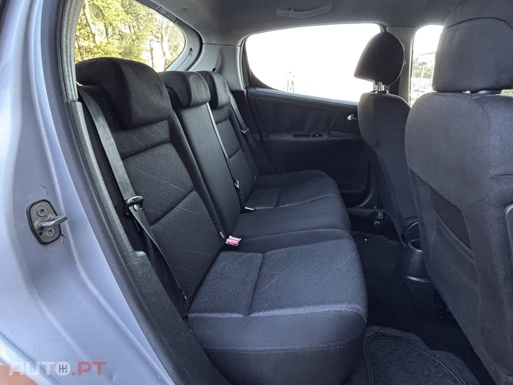 Peugeot 207 1.6 HDI 109cv
