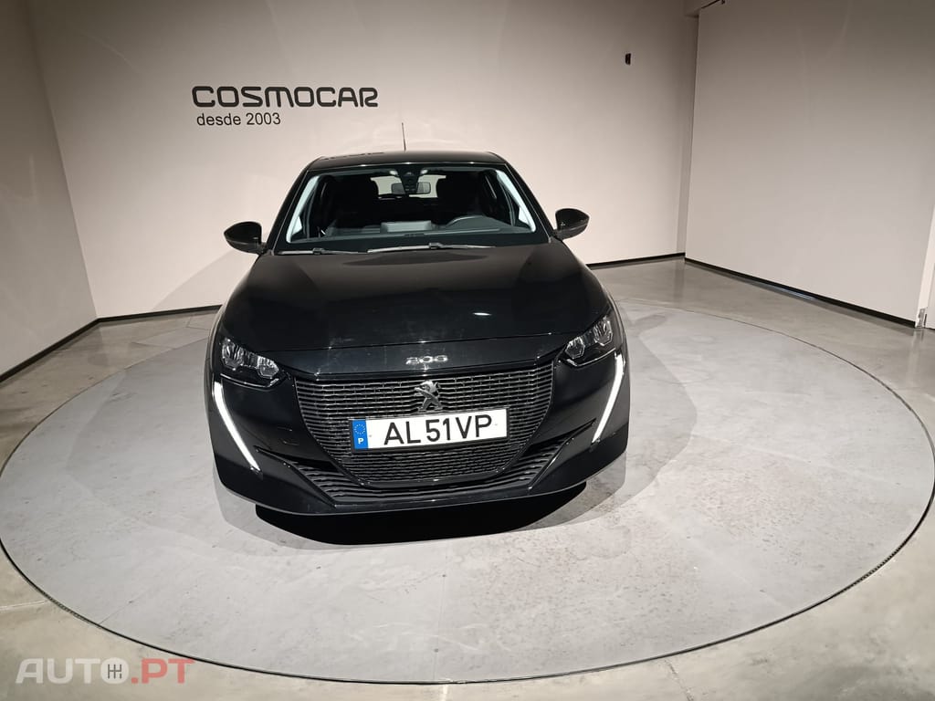 Peugeot E-208 Active Pack 