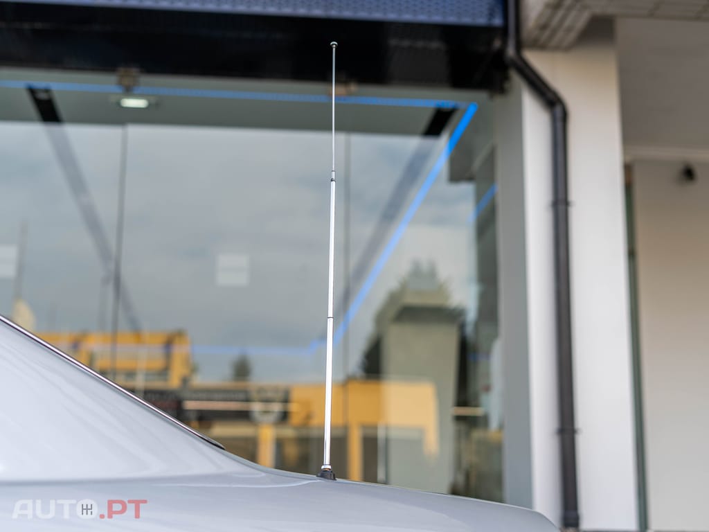 Mercedes-Benz 500 SEC W126