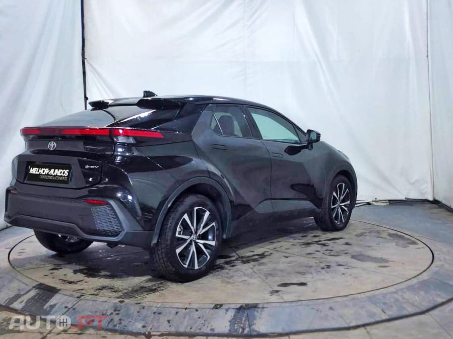 Toyota C-HR 1.8 Hybrid Dynamic