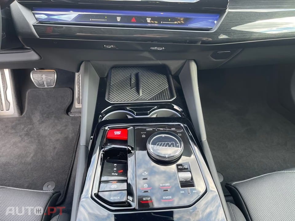 BMW M5 xDrive