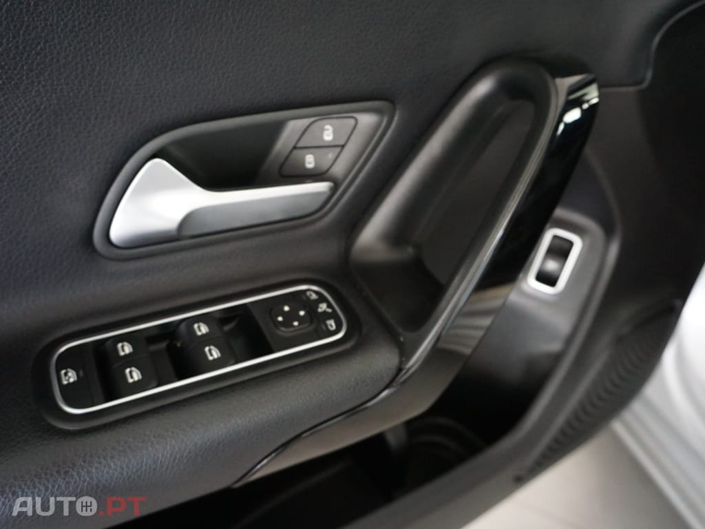 Mercedes-Benz A 180 d 7G-DCT Progressive