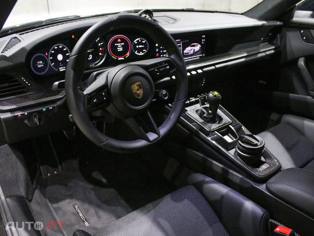 Porsche 992 GT3 Touring Package