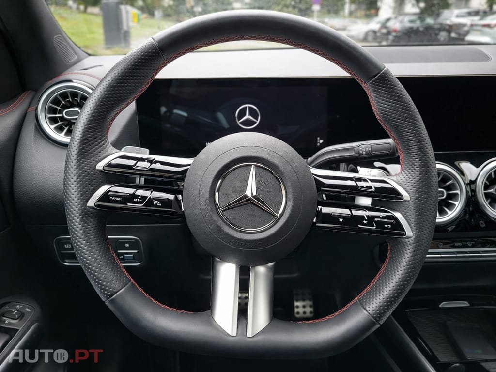 Mercedes-Benz EQA 300 3M AMG Advanced Line