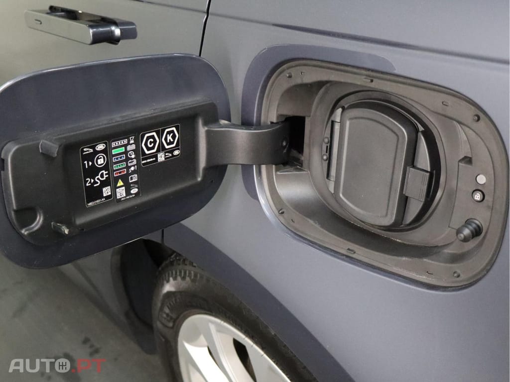 Land Rover Range Rover Sport 3.0 P440e Dynamic SE