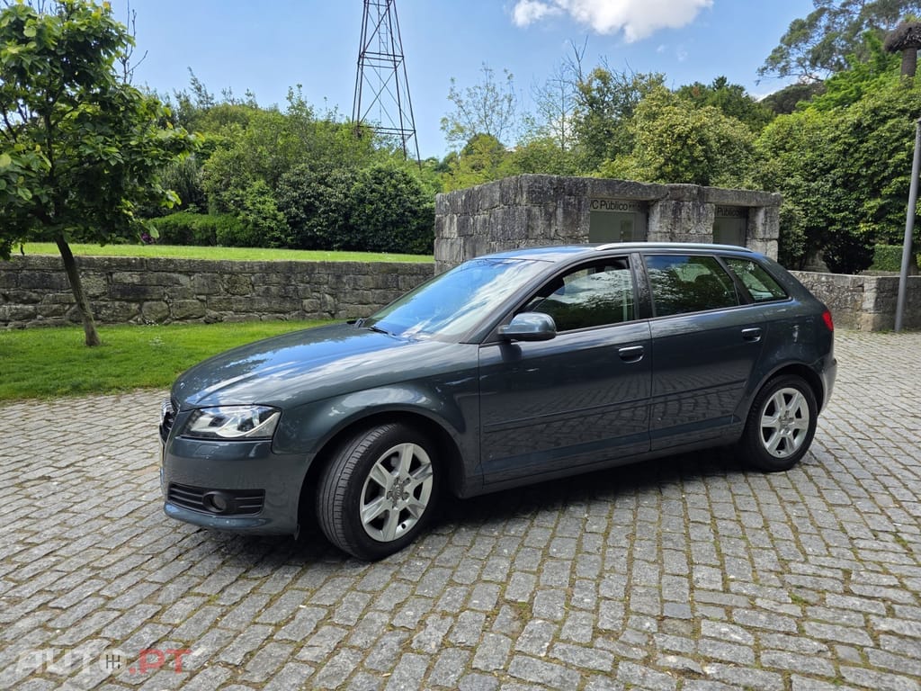 Audi A3 Sportback 2.0 TDI (clean diesel) Ambition
