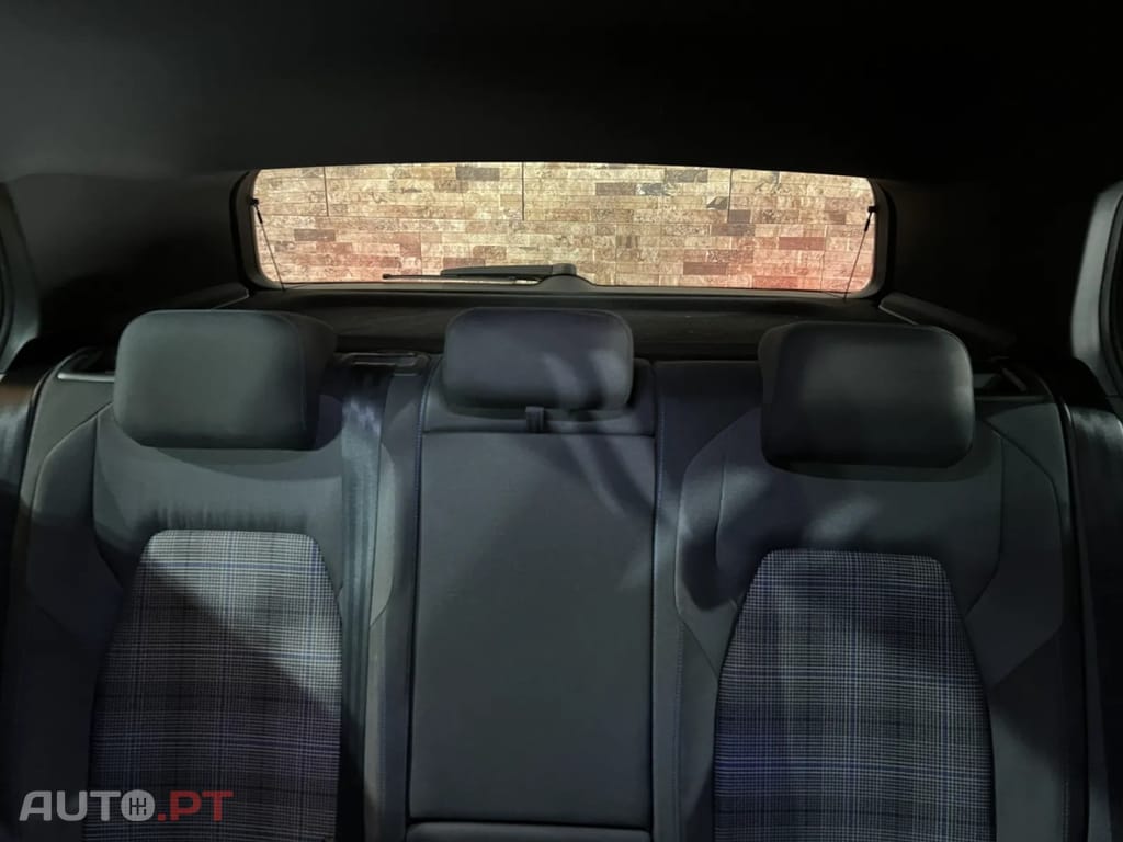 Volkswagen Golf VIII 1.4 GTE Plug-in Hybrid