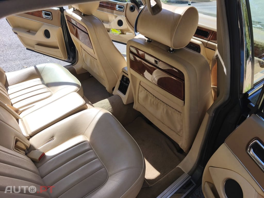 Jaguar XJ40 3.2 Sovereign