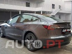 Tesla Model 3 Standard Range Plus RWD