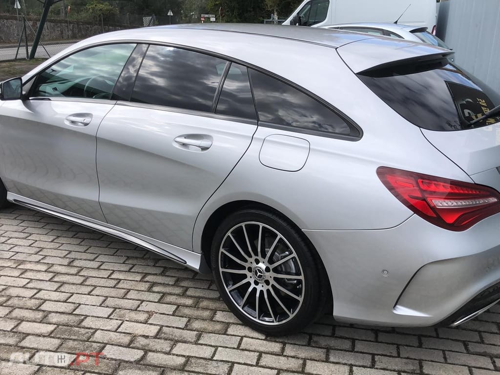 Mercedes-Benz CLA 200 AMG