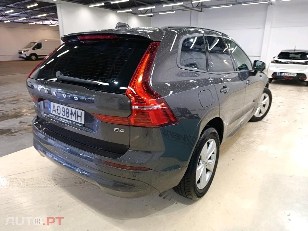 Volvo XC60 2.0 B4 Momentum