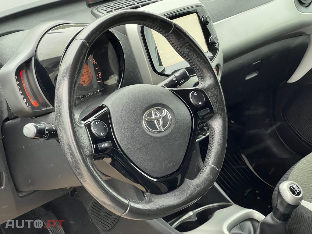 Toyota Aygo 1.0 X-Play+AC+X-Touch