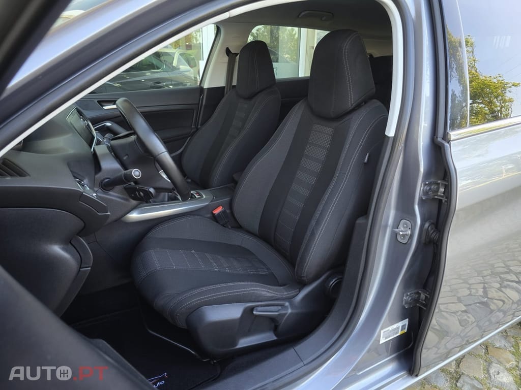 Peugeot 308 1.2 PureTech Style