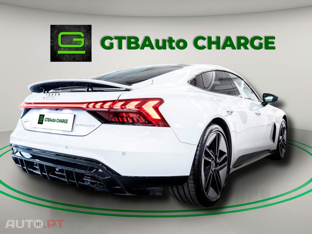 Audi RS E-Tron GT ALL-BLACK