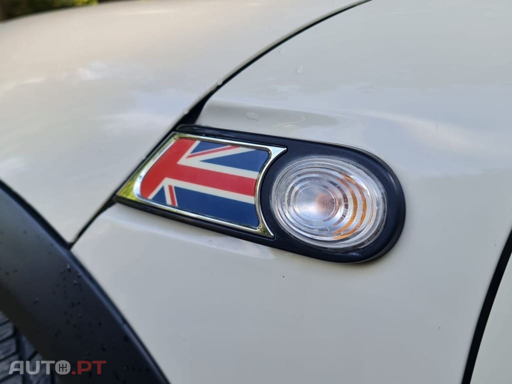 MINI Cooper Cooper D