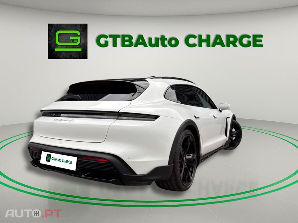 Porsche Taycan I.V.A DEDUTIVEL Turbo